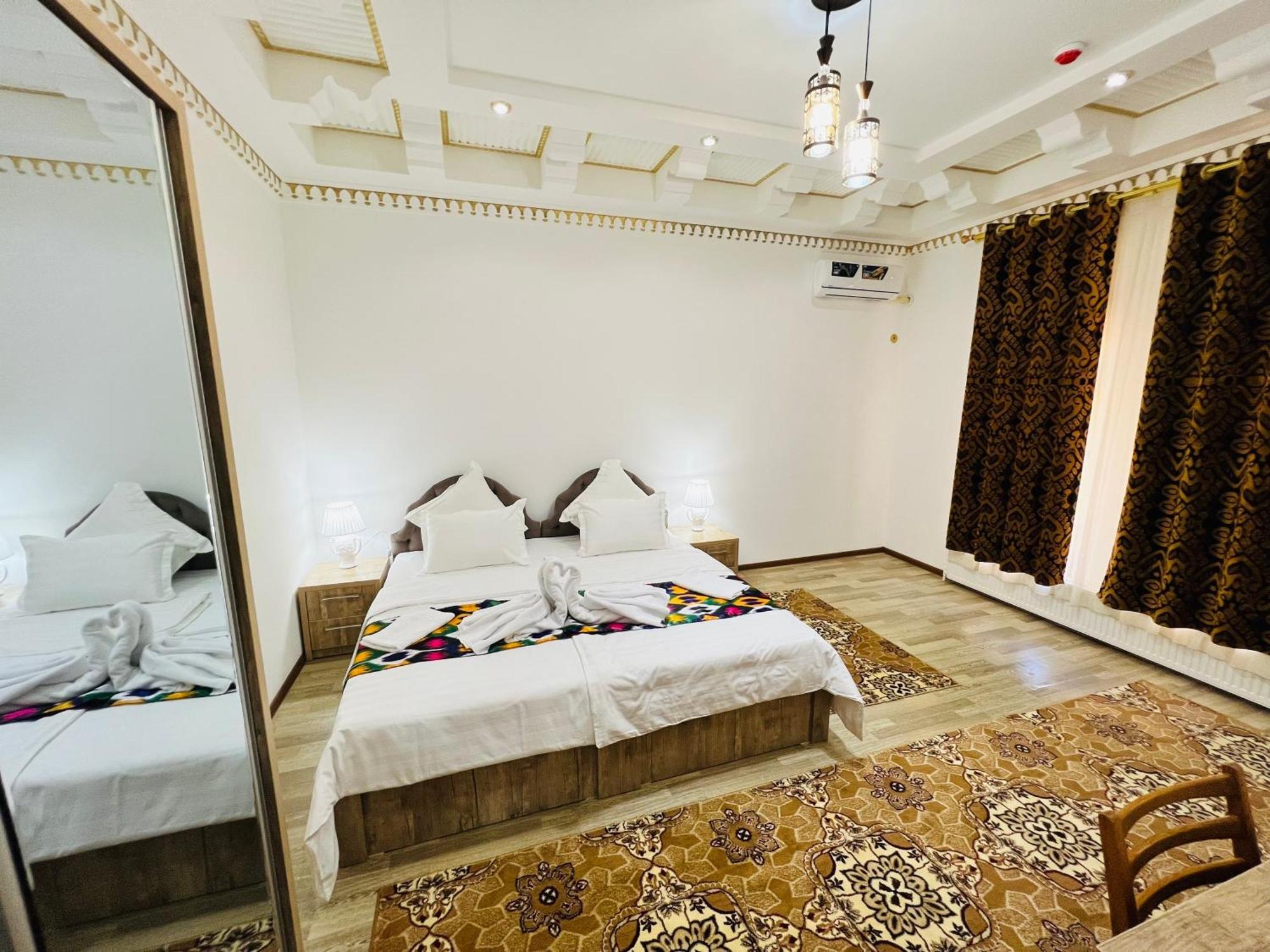 Lola Boutique Hotel Bukhara Exterior photo